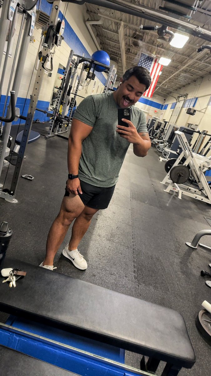 This last year I’ve put myself first, constantly chased PR’s, and am truly starting to feel happy in my own skin again 🤙🏽