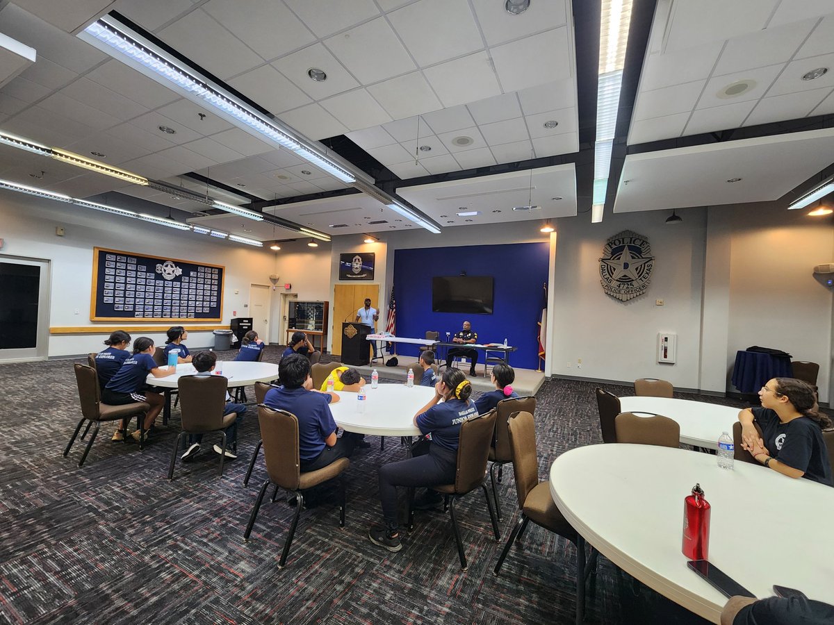Our Junior Explorer Post is growing and getting stronger. Last night, they worked out, worked on their public speaking skills, and did a team-building exercise! <a href="/DallasPD/">Dallas Police Dept</a> #DallasPoliceExplorers