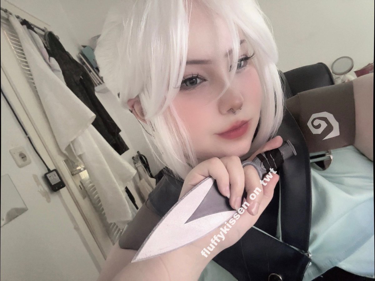 fluffykissen's tweet image. [ #pinnedtweet / #promotweet ]

searching for mutuals ✨

• she/her, adult
• val, genshin, lol, dti
• cosplayer, newbie twitch streamer

[ ♡ or ↻ to be moots! ]
• #valtwt #genshintwt #anitwt