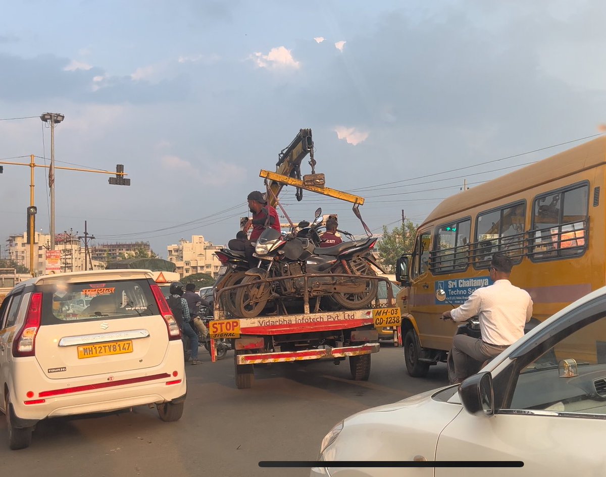 So glad to see that finally <a href="/PuneCityTraffic/">पुणे शहर वाहतूक पोलीस</a> started impounding wrongly parked vehicle in Wagholi area, A much appreciated, step, and hopefully you will start doing it with all four wheelers as well. Thank you so much, really appreciate it <a href="/CPPuneCity/">CP Pune City Police</a>