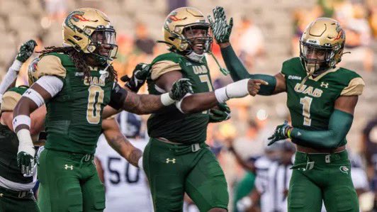 Giovanni Tuggle (@gtuggle12) on Twitter photo #AGTG after a great conversation with <a href="/lino_lupinetti/">Lino Lupinetti</a> I’m blessed and beyond grateful to receive my first offer from the University of Alabama Birmingham
<a href="/coachpaxia/">Coach Paxia</a> <a href="/CoachBell100/">D. Bell</a> <a href="/RustyMansell_/">Rusty Mansell</a> <a href="/H2_Recruiting/">Hasani (H2) | Football Recruiting</a> <a href="/artink67/">Ahmand Tinker - personal page</a> <a href="/RecruitGeorgia/">Recruit Georgia</a> @CoachPinedaWB <a href="/WBDoggsFB/">Winder-Barrow Bulldoggs FB</a> <a href="/CoachNickKnight/">Nick Knight</a> #AGTG after a great conversation with <a href="/lino_lupinetti/">Lino Lupinetti</a> I’m blessed and beyond grateful to receive my first offer from the University of Alabama Birmingham
<a href="/coachpaxia/">Coach Paxia</a> <a href="/CoachBell100/">D. Bell</a> <a href="/RustyMansell_/">Rusty Mansell</a> <a href="/H2_Recruiting/">Hasani (H2) | Football Recruiting</a> <a href="/artink67/">Ahmand Tinker - personal page</a> <a href="/RecruitGeorgia/">Recruit Georgia</a> @CoachPinedaWB <a href="/WBDoggsFB/">Winder-Barrow Bulldoggs FB</a> <a href="/CoachNickKnight/">Nick Knight</a>