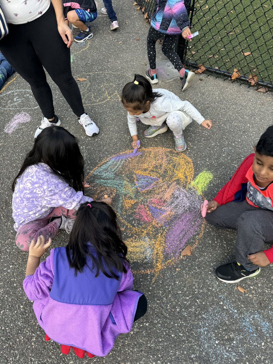 Danielle Austin tweet media