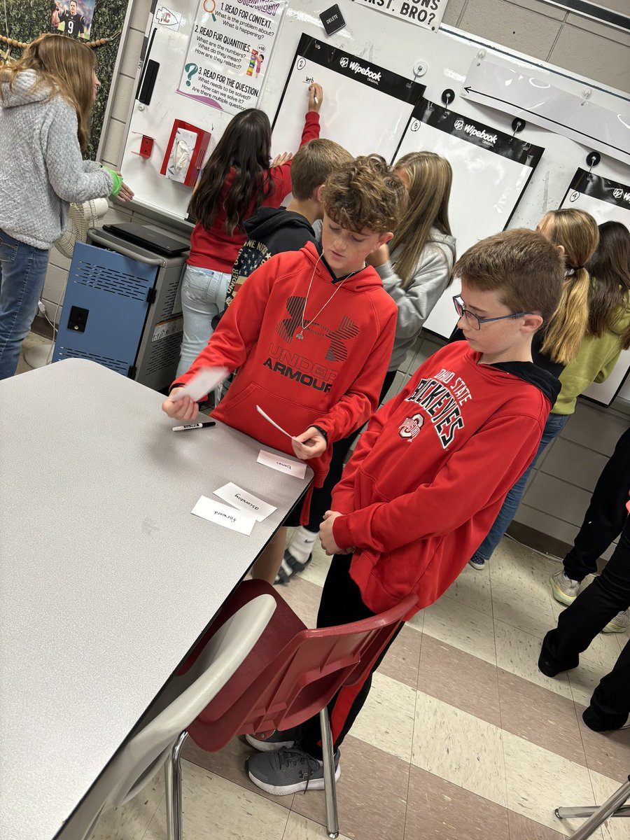 rklinger_r's tweet image. Problem solving using our #wipebook and number lines while working with integers. #MathisFun #CaldwellPride