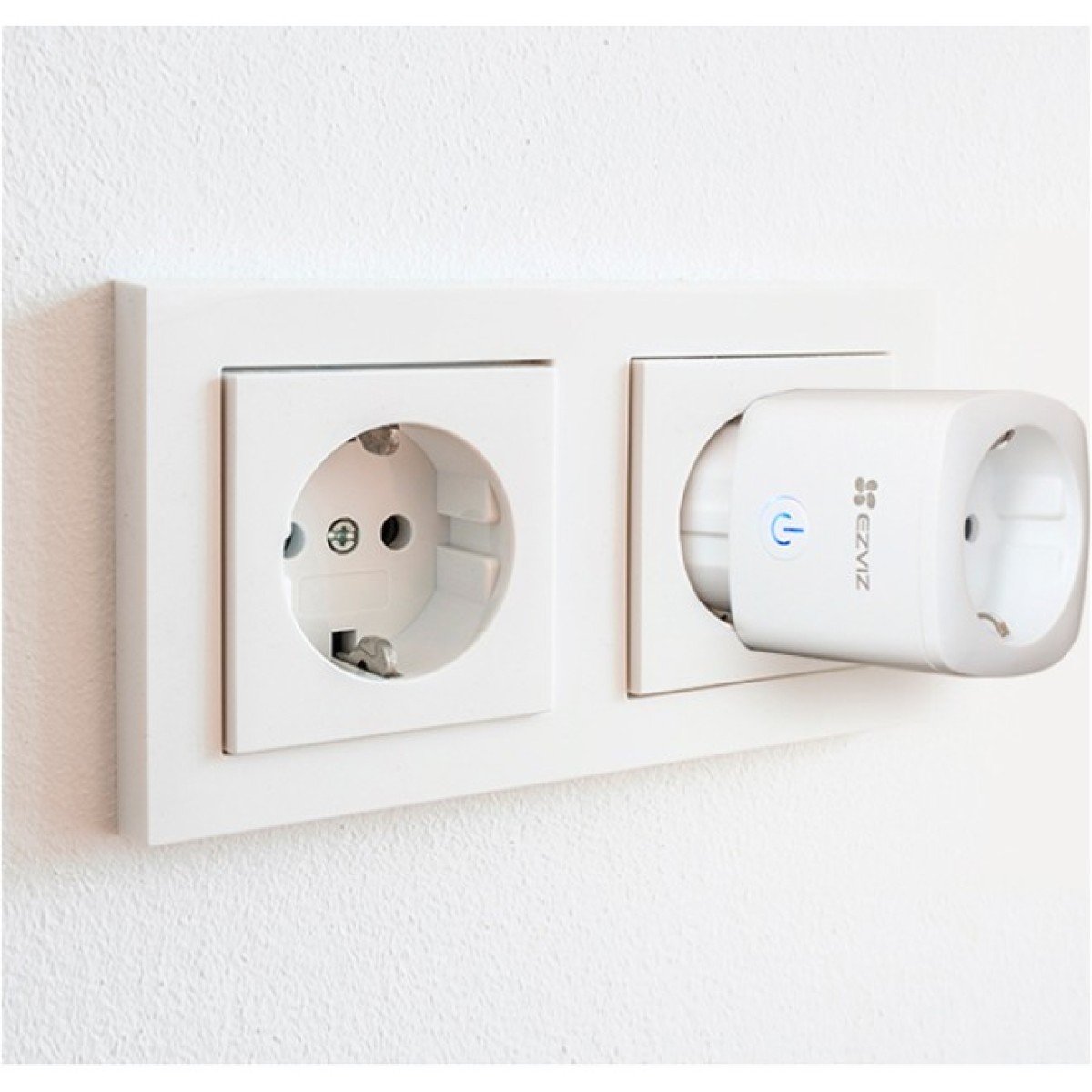 Цей набір складається з: 
1) Ezviz CS-PS1300 (CN066)(FR) Портативна зарядна станція 1 шт 
2) CS-T30-10B-EU Смарт розетка Ezviz 1 шт

📣 Код товару на сайті: 51670
📲Замовляйте на нашому сайті: 4tv.in.ua/tehnika-dlya-d…