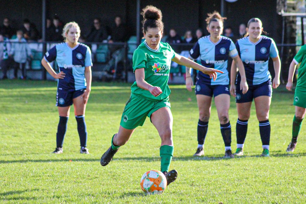 whistonslibrary's tweet photo. My most recent game with @nptfcWomen first team. They won an in the last minute with a score of 4-3 against @WWFCWomen . https://t.co/jvoWROGoYV
