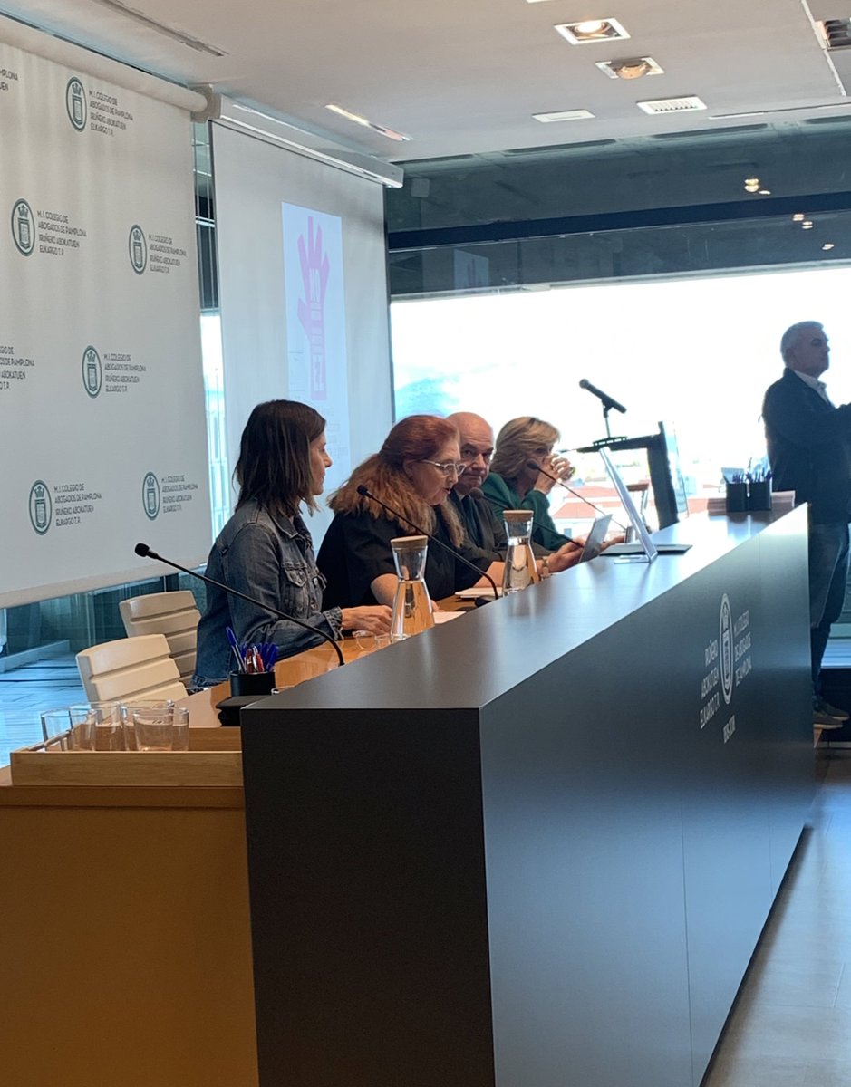 XXIV Jornada de formación para la especialización jurídica contra la violencia de género organizada por el <a href="/MICAPinforma/">MICAP</a> presentada por nuestra Decana, <a href="/RamosAranaz/">Blanca Ramos Aranaz</a>.