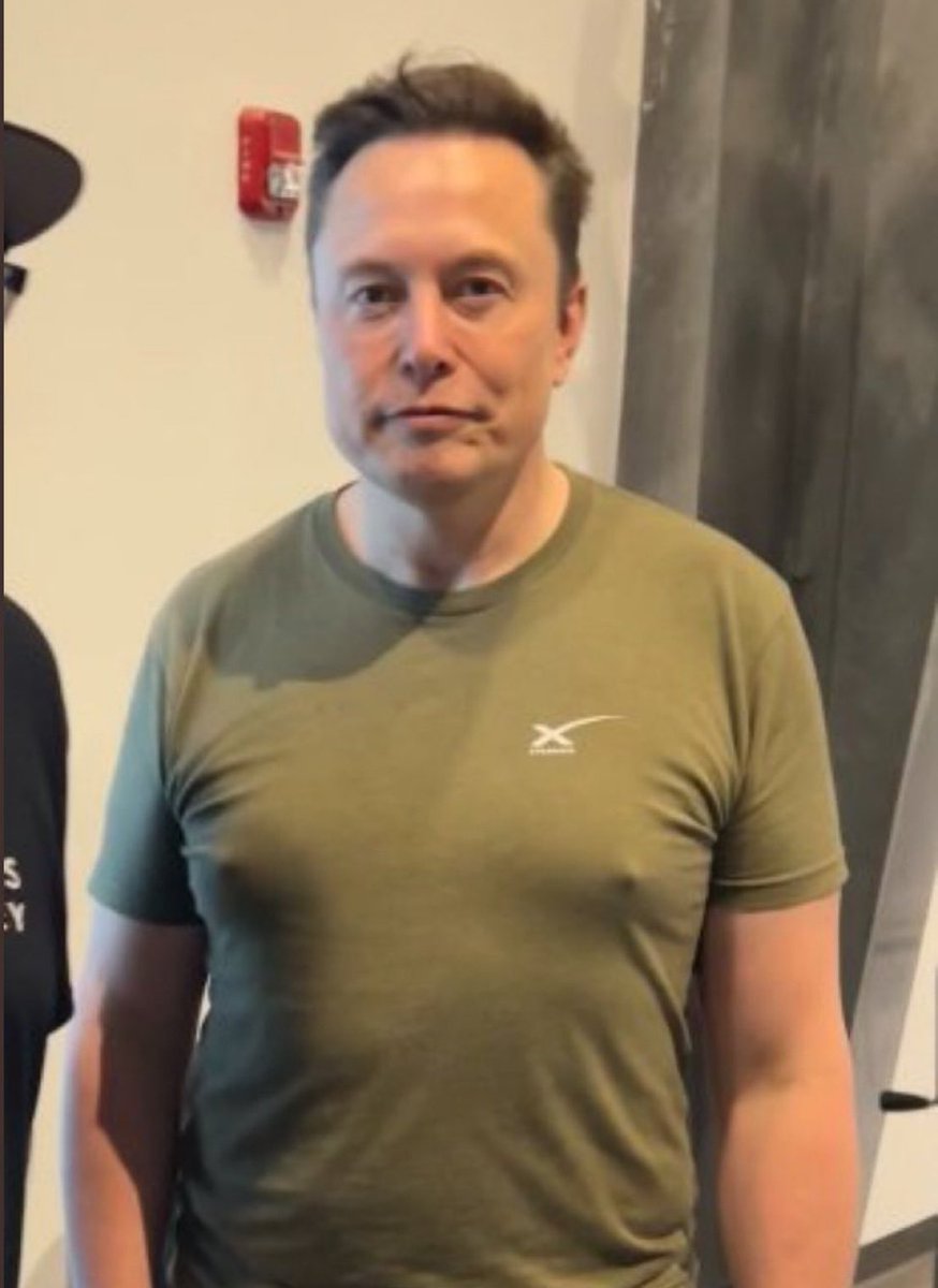 What gender is <a href="/elonmusk/">Elon Musk</a> ?

Leave your comments below.