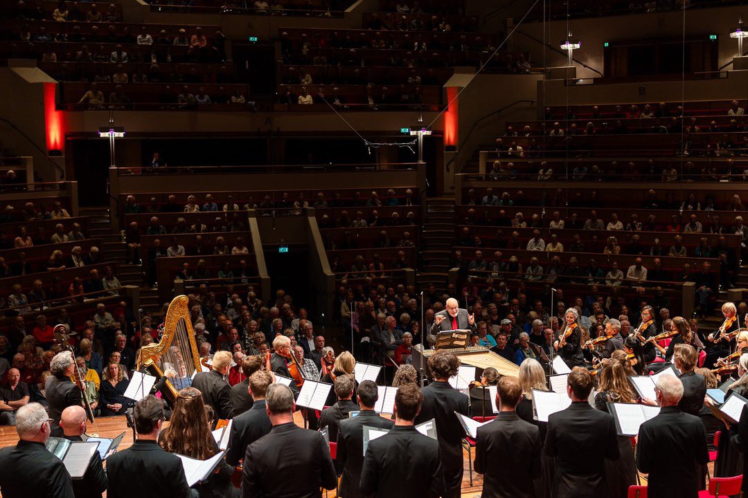 PDToro's tweet photo. Lovely reviews coming in for our concert on Monday of Handel’s Esther at Tivoli Vredenburg with Amsterdam Baroque Choir and Orchestra. Next stop Amare in Den Haag this evening. 
#tonkoopman80 https://t.co/uwgNIBIBcu