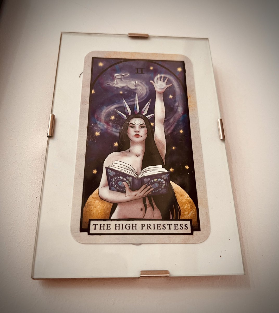 If you don’t have an imagining of your work-wife as a tarot card on your gallery wall, is she even your work-wife?! 

(Feat. <a href="/jjsaunders/">Jessica Saunders 🐀</a> of <a href="/SalixGames/">Salix Games Ltd.</a>. I’ll be teaching Will that auntie Jess is sorceress 🥹)