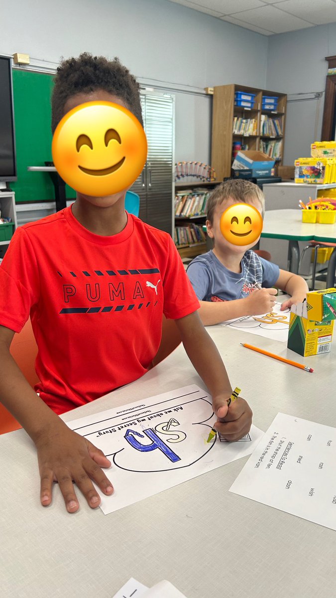 Hands-on learning in action! Building on our knowledge of digraphs! #bps_rti
#s9_Belleville