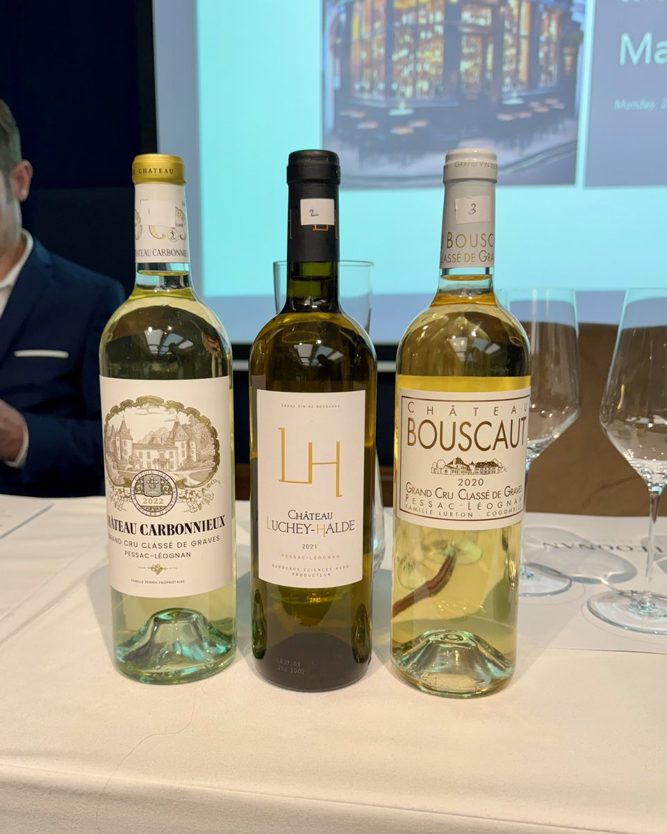 LadyCWine's tweet photo. A recent masterclass @67pallmall London, tasting some wines from iconic estates such as Château Malartic-Lagravière, Domaine de Chevalier, Château Couhins-Lurton, and Château Carbonnieux, highlighted the unique terroir and signature style that define Pessac-Léognan. Cheers 🥂💫 https://t.co/cLKswnOZ13