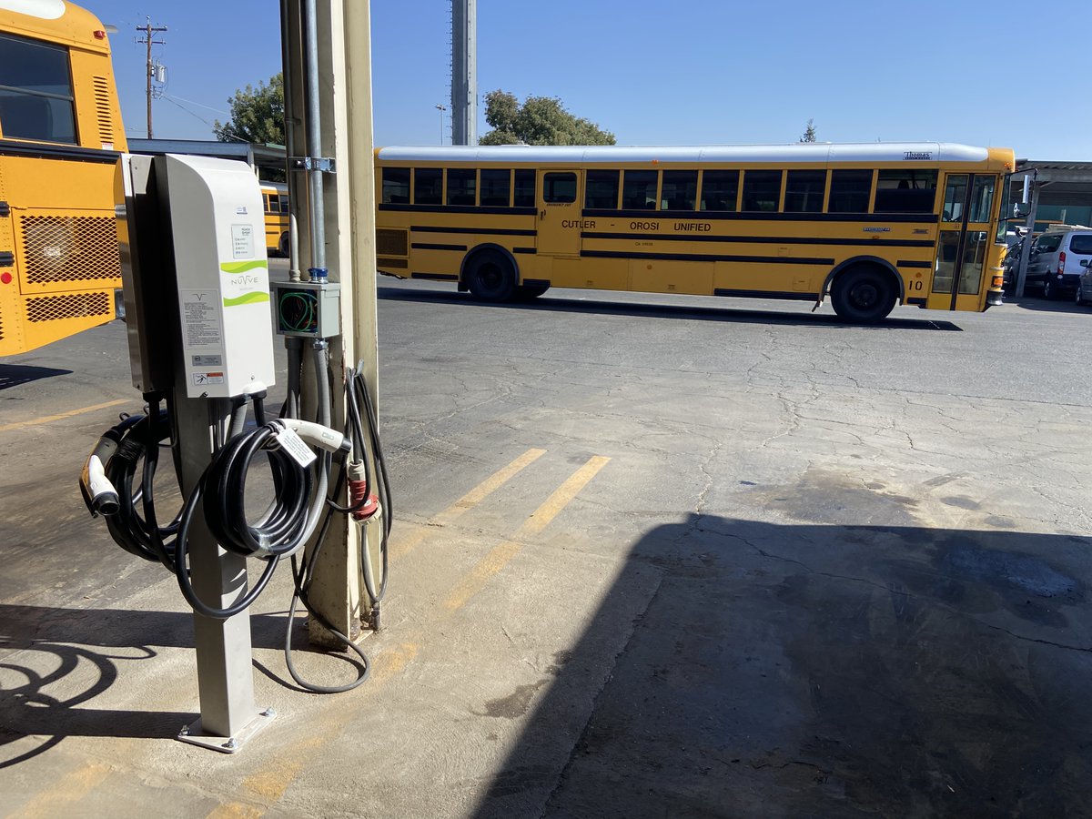 🚍⚡ Big news from the Cutler-Orosi Joint Unified School District! 

After acquiring 6 electric school buses through the EPA’s Clean School Bus Program, COIL, &amp; Nuvve installed 14 Level 2 chargers to power their fleet. 🌱

#EVCharging#ElectricBuses#CleanSchoolBus#Sustainability