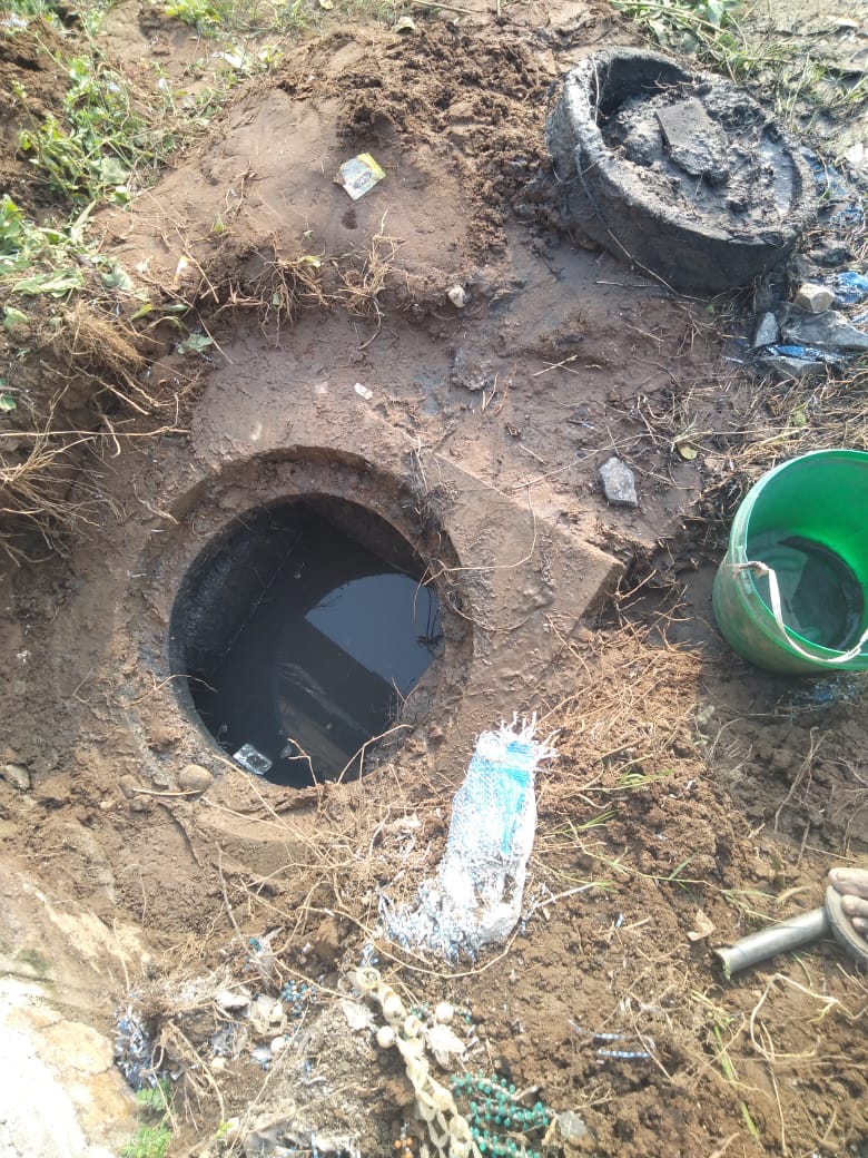 ખેરાળુ તાલુકાના ચોટિયા તથા ડભાડ તલાટી અને વહીવટદાર દ્વારા ગામના લોકો માટે ભારે સમસ્યા રૂપ ગટર લાઈન ભંગાણ તથા ગટર લાઈન બ્લોકેજ દૂર કરવામાં આવ્યા....