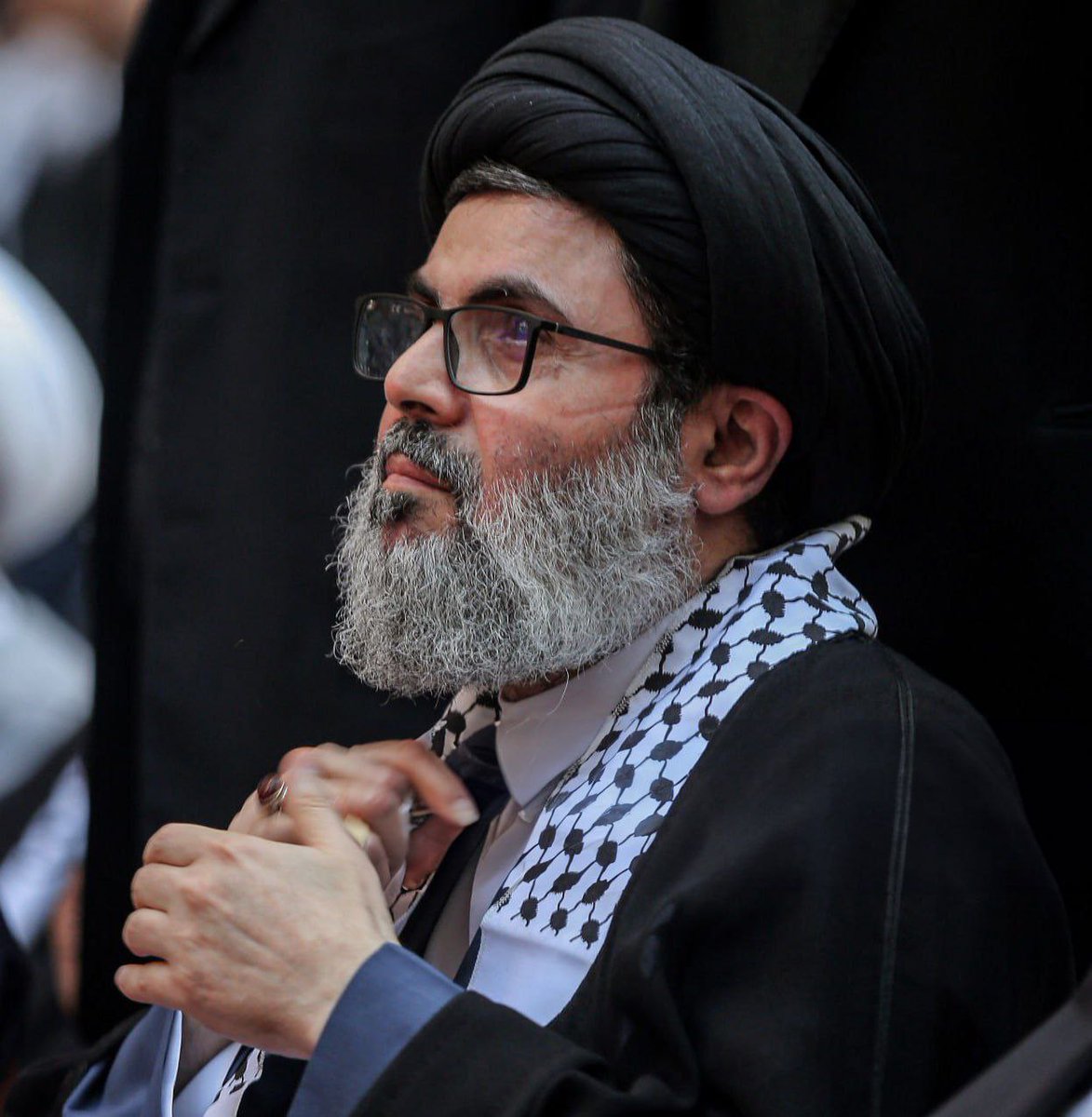 هؤلاء الشهداء الاعزاء..
هم على طريق فلسطين والقدس..
هم على طريق تعزيز قوة وقدرة المقاومة..
 
- الشهيد القائد سماحة السيد هاشم صفي الدين