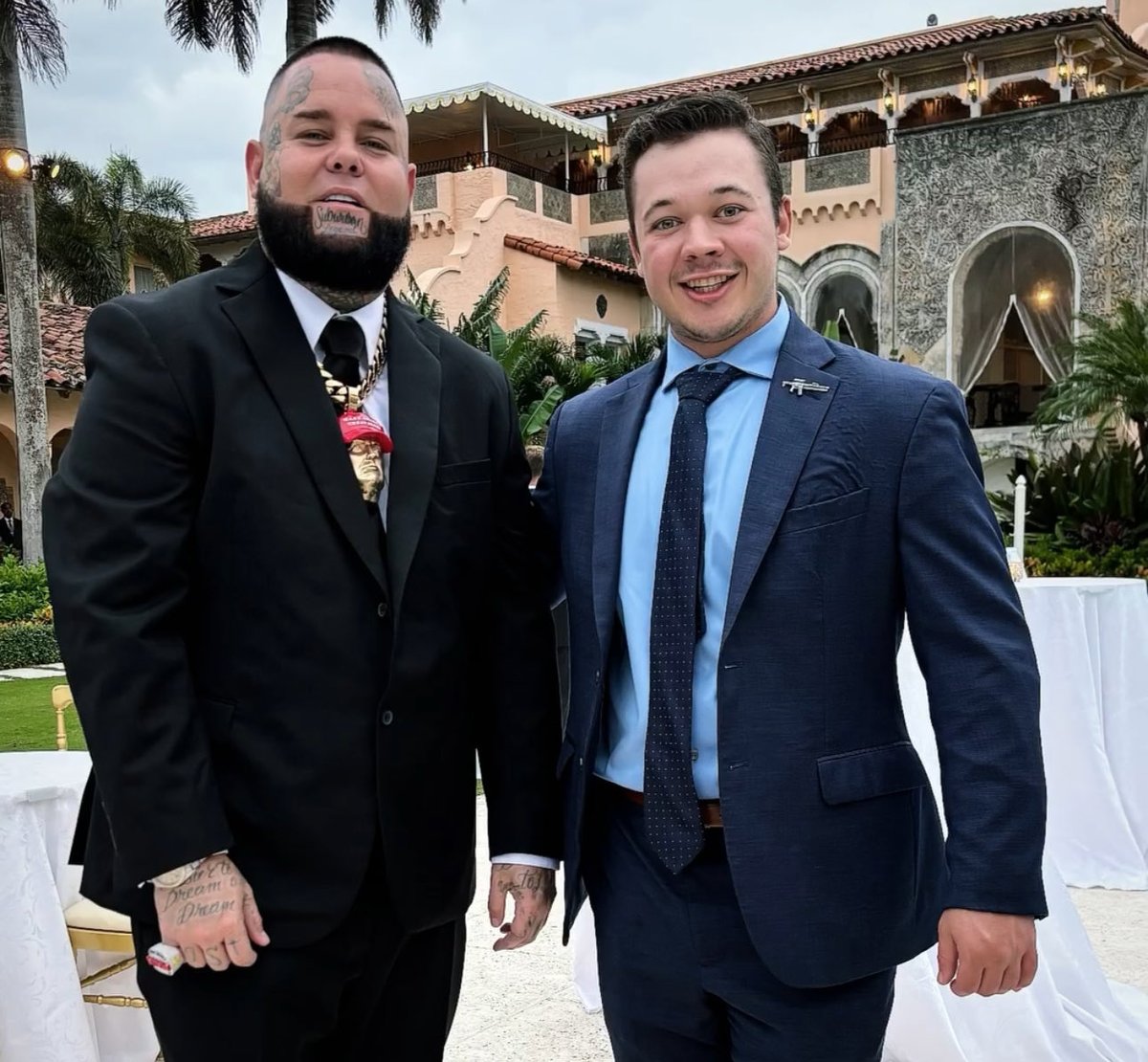 Look at these two fucking idiots.