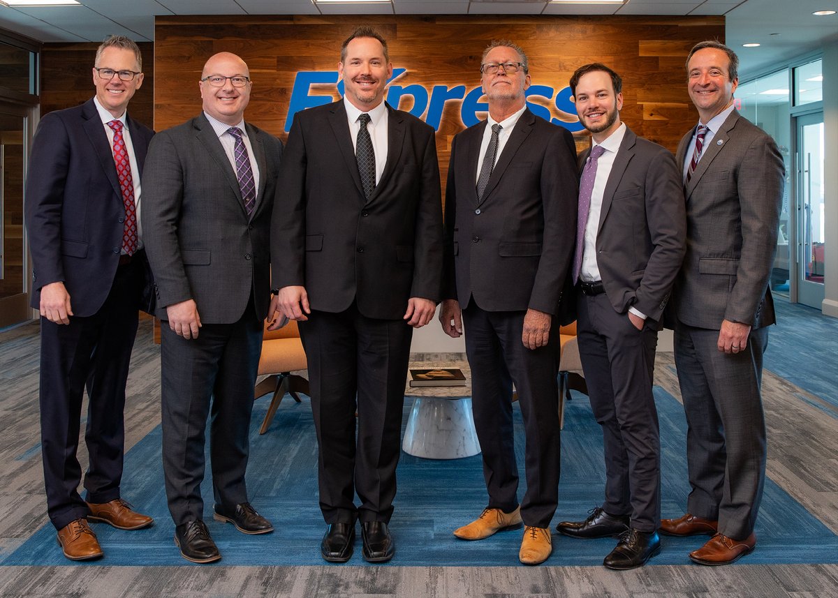 expressfran's tweet image. It's an exciting time for the Woodbridge, ON, area and Express Employment Professionals, as John Sibbins will soon open an Express office there!

Congratulations, John, and welcome to the Express family!

#ExpressFranchising #WoodbridgeON #ExpressPros