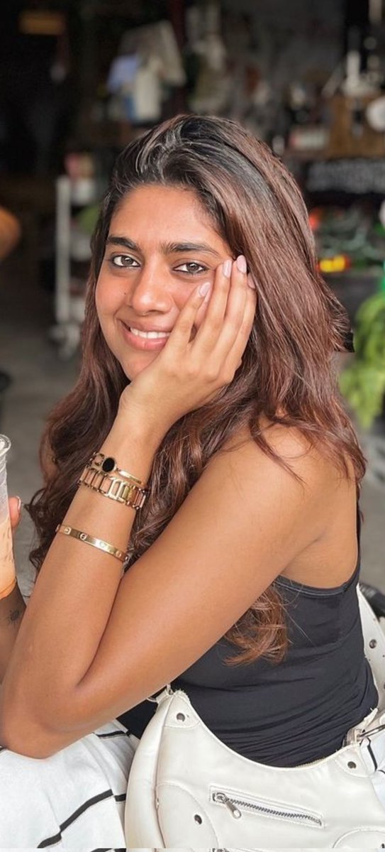 Lovely_Queens1's tweet image. #Nimisha 😘