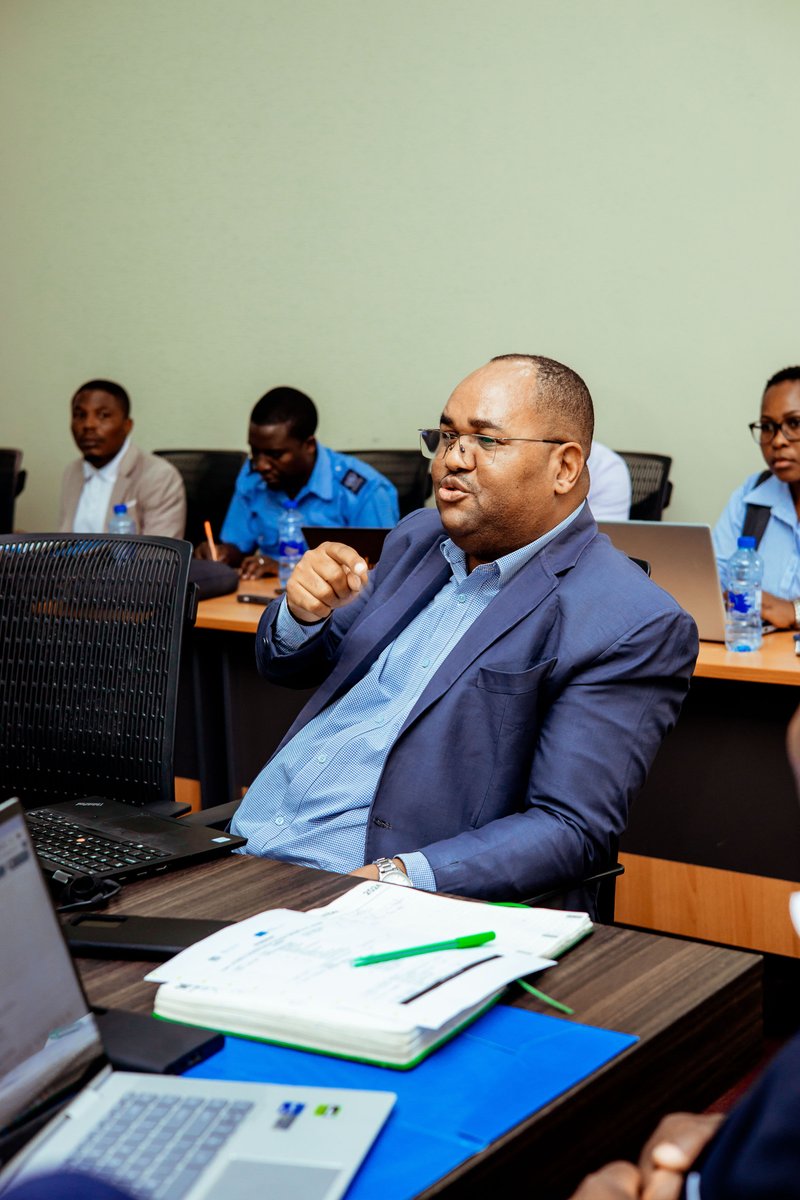 strephitz's tweet photo. The 3rd #STREPHIT🇹🇿🇪🇺 project meeting of the Technical Working Group (TWG) on progress made and future plans took place today in 📍Dodoma. Under the implementation of @FAOTanzania &amp; funding by @EUinTZ, TWG members gathered to advise and guide project implementation. @WizaraKilimo https://t.co/7IxTWXQMLQ
