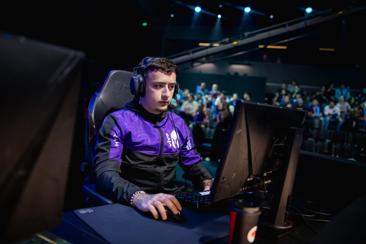 telaslol's tweet image. Estou sob contrato com a Keyd. mas em comum acordo fui liberado pra escutar propostas para 2025!!

Contato: DM

Like and share  = ❤️