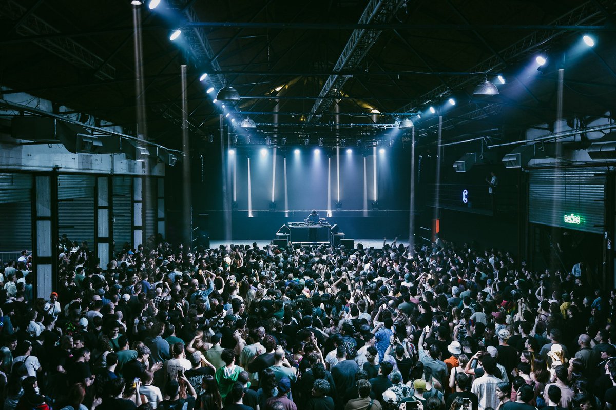 No te vayas nunca Jamie ❤️🇦🇷 #JamiexxEnArgentina <a href="/jamie___xx/">Jamie xx</a>