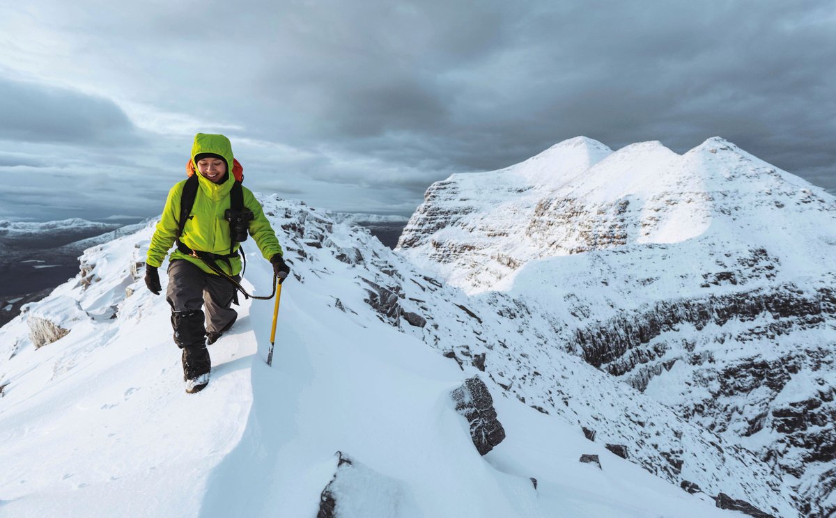 🏔️#Winter is unbeatable if you can embrace the challenges presented by our high places in freezing temperatures. We teamed up with <a href="/glenmorelodge/">Glenmore Lodge</a> to bring you the skills you need to get out safely this #snow season.

Skill up with new #TheGreatOutdoors:
thegreatoutdoorsmag.com/latest-issue/h…