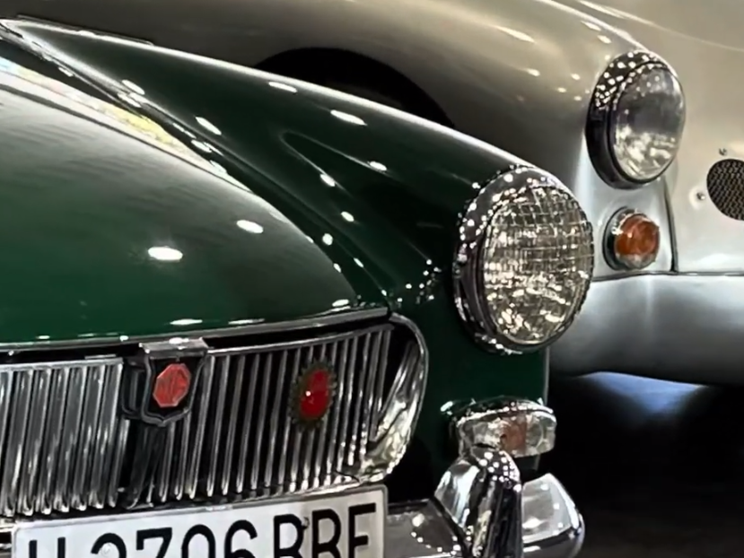 🎂🎂🎂 100 aniversari de MG a Manresa 🎂🎂🎂

Participeu-hi el proper 10 de novembre. Inscripcions disponibles al web del #classicmotorclubdelbages