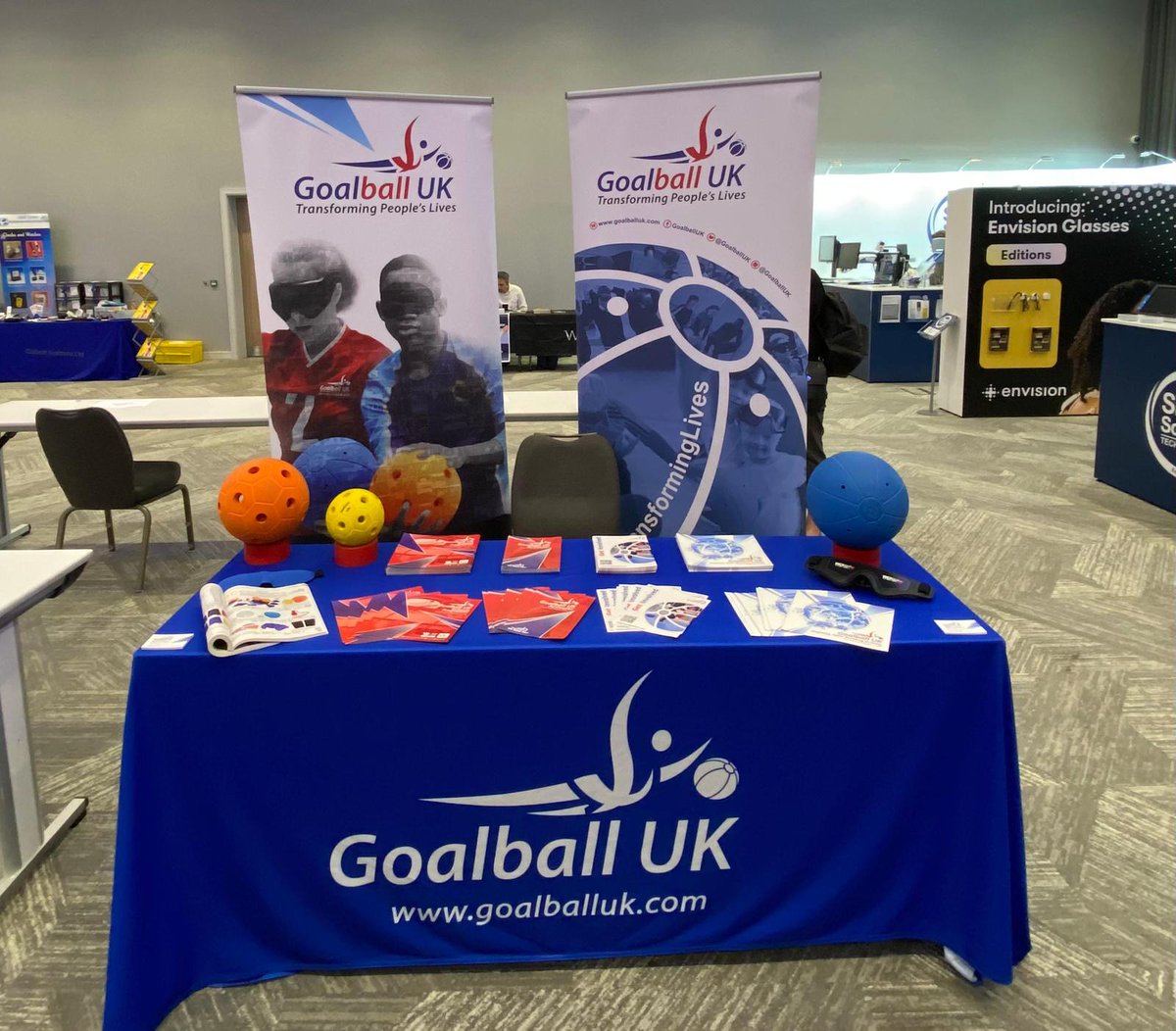 #SightVillage South-East is taking place on Tuesday 5th November! You’ll be able to meet us and find out more about opportunities to #GetInvolved in #goalball🔵

The event is free to attend and you can pre-register via the following link: tickettailor.com/events/sightvi… 😁

#SightVillage