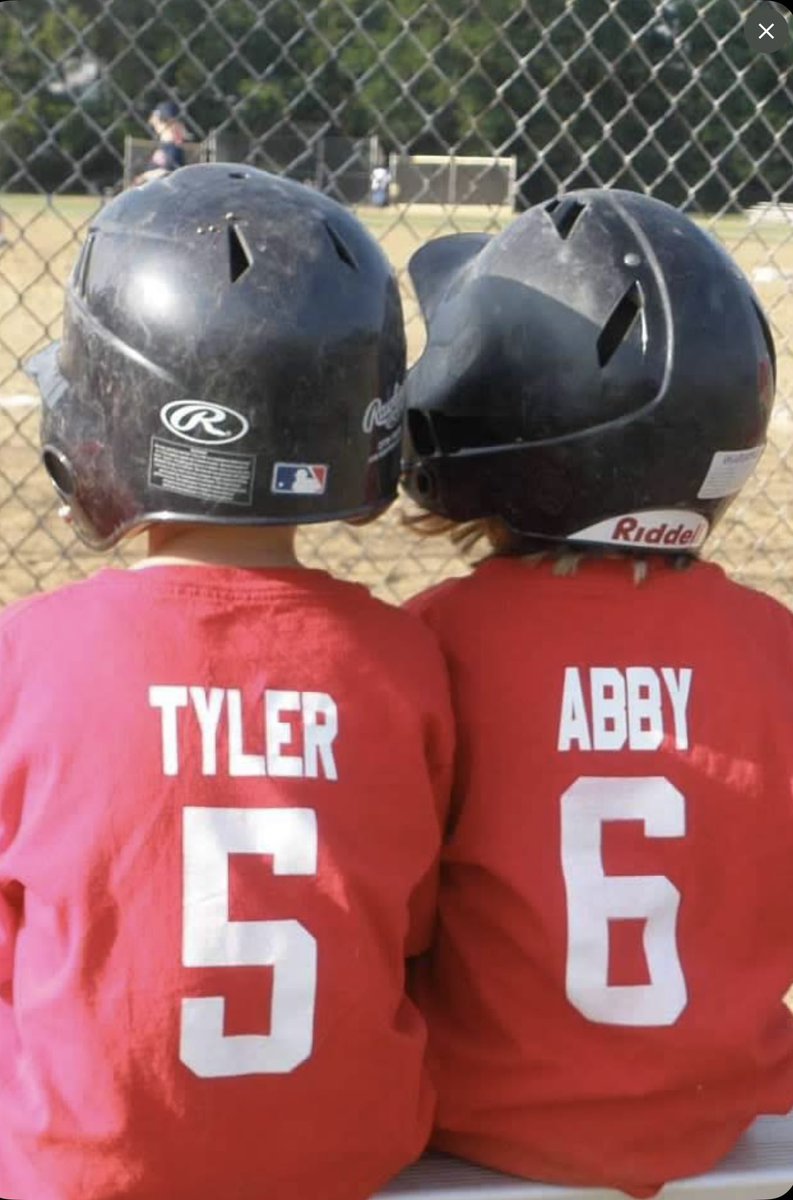 Abby Turnpaugh (@abbyturnpaugh) on Twitter photo NKY โ> NYC #committed #JsUP ๐๐ค
<a href="/JaspersSoftball/">Manhattan University Softball</a> <a href="/SarahGunderson2/">Sarah Gunderson</a>
<a href="/IowaPremierFP/">Iowa Premier Fastpitch</a> <a href="/MegBahl/">Megan Bahl (Blank)</a> @NDA_Athletics <a href="/los_stuff/">Carlos Arias</a> @LineDSoftball @SSN_softball NKY โ> NYC #committed #JsUP ๐๐ค
<a href="/JaspersSoftball/">Manhattan University Softball</a> <a href="/SarahGunderson2/">Sarah Gunderson</a>
<a href="/IowaPremierFP/">Iowa Premier Fastpitch</a> <a href="/MegBahl/">Megan Bahl (Blank)</a> @NDA_Athletics <a href="/los_stuff/">Carlos Arias</a> @LineDSoftball @SSN_softball
