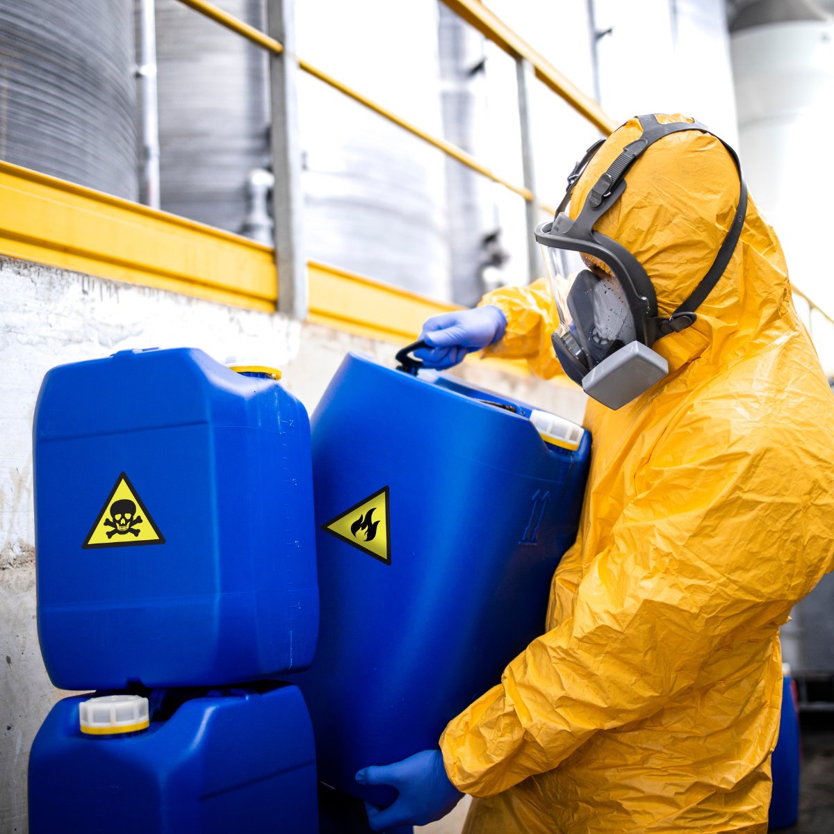 binghamtonenv's tweet photo. Dispose of #hazardouswaste safely with Binghamton Environmental &amp; Construction Group! ☣️ 

Our certified experts handle everything from packaging to disposal. 🛢️ 

Call us today to ensure your chemical waste is managed correctly. 💪 https://t.co/Oi6SWgidFl