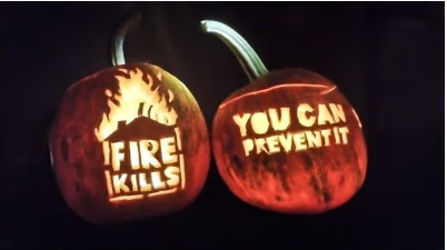 FrodshamFire's tweet photo. Have you got some spooky activities planned over the next couple of weeks?

Remember Halloween costumes can be highly flammable, try to buy them from a reputable store or website.

#stopdropandroll #staysafefrodsham

For more top tips visit https://t.co/4kWhCE3Wqo

🥳 👻 🧛 🦇 https://t.co/AdMRyfgzDz