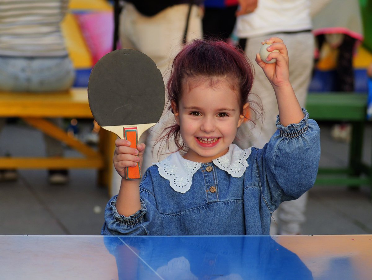 erionveliaj's tweet photo. Lojëra 🛝, buzëqeshje 😄, ping-pong 🏓, çiklizëm 🚴🏻, shah ♟️ – çdo ditë plot argëtim në çdo lagje! https://t.co/A7eiKvSPsF