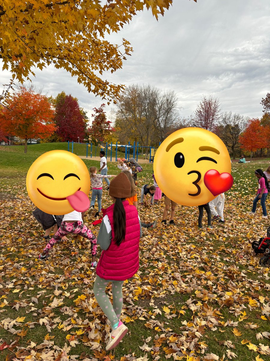 Nothing better than playing in a giant leaf pile ❤️🍁 <a href="/GShepherdOCSB/">Good Shepherd School</a>