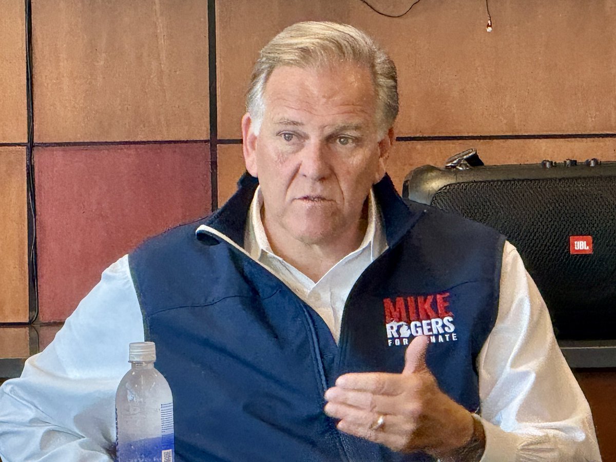 mikewoolfolk's tweet image. ELECTION 2024: Fmr. Rep. Mike Rogers and U. S. Sen. John Cornyn of Texas speak to students at SVSU. Rogers is the GOP candidate for Senate in the race to succeed Sen. Debbie Stabenow, the retiring Democrat. @midmichigannow