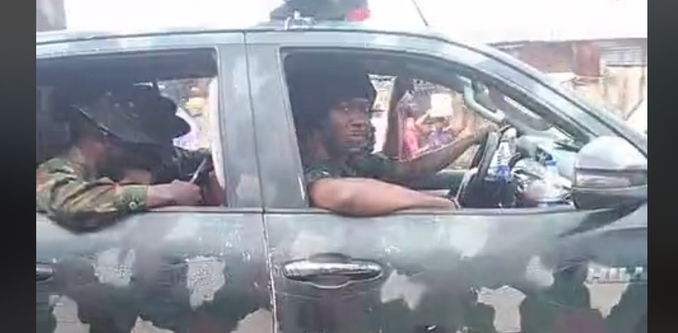 thecableng's tweet photo. Video of #EndBadGovernanace protest for Edo no hapun for Ibadan as viral posts claim 

Read di full tori for this link 👉https://t.co/bdbdJj9HCJ

#FactCheck 
#CableCheck https://t.co/07ioPo6AMd