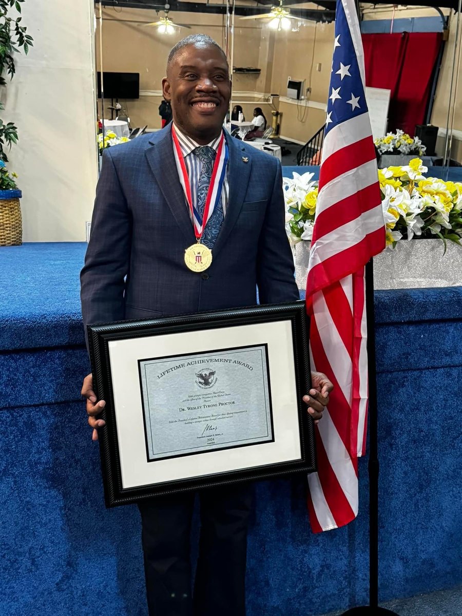 Congratulations to <a href="/VU_PADepartment/">Villanova PA Department</a> professor Wesley Proctor, EdD, who was recently honored with the 2024 Presidential Lifetime Achievement Award! www1.villanova.edu/university/lib…