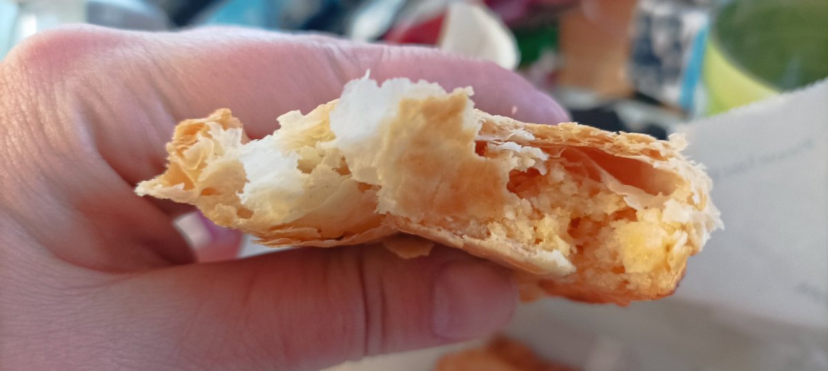 80_kezza's tweet photo. @Morrisons disappointed my Lincolnshire sausage rolls were in fact cheese 🤦🏼‍♀️😕 https://t.co/QoAI4hYblV