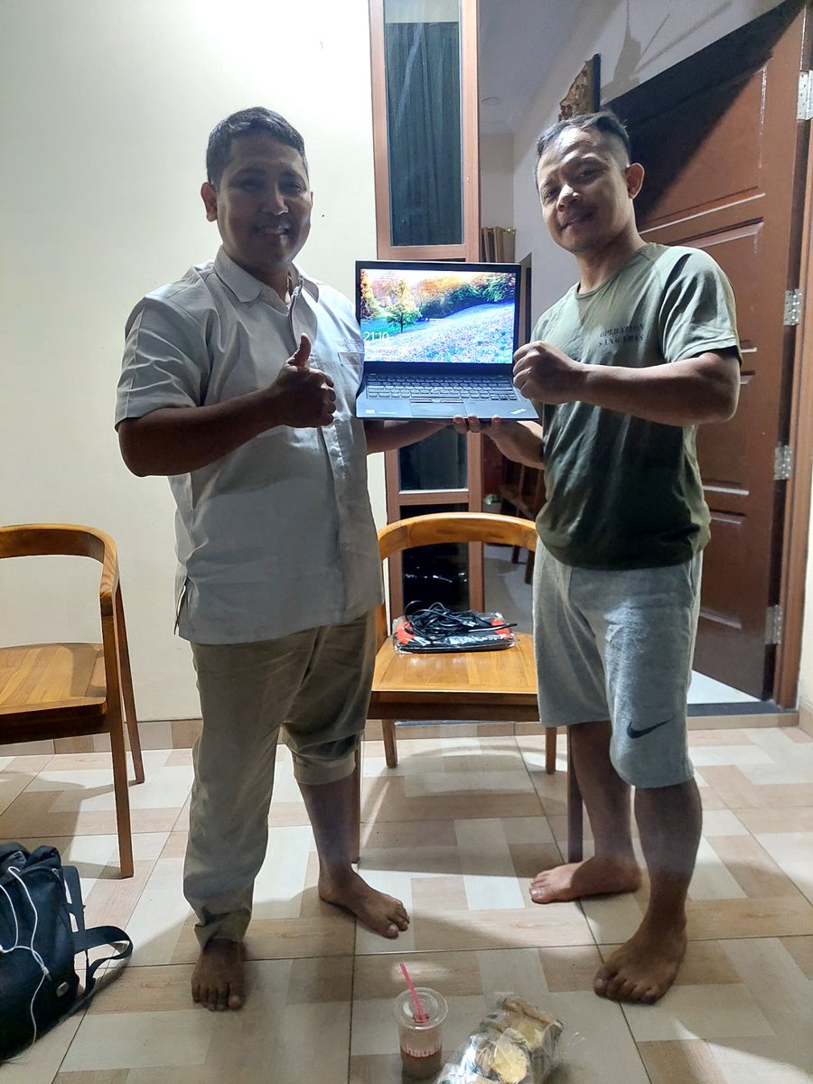 Musthofa1986's tweet photo. Alhamdulillah terjual

Thinkpad Ultrabok T460s
Core i7 gen6 Skylake
Ram 8GB DDR4
SSD NVMe 512GB
Double Battery

Bapak Mayor Roy Anto P Limbong, Batalyon Zeni Konstruksi 13 Kostrad Lenteng Agung https://t.co/lSSILpFRwt