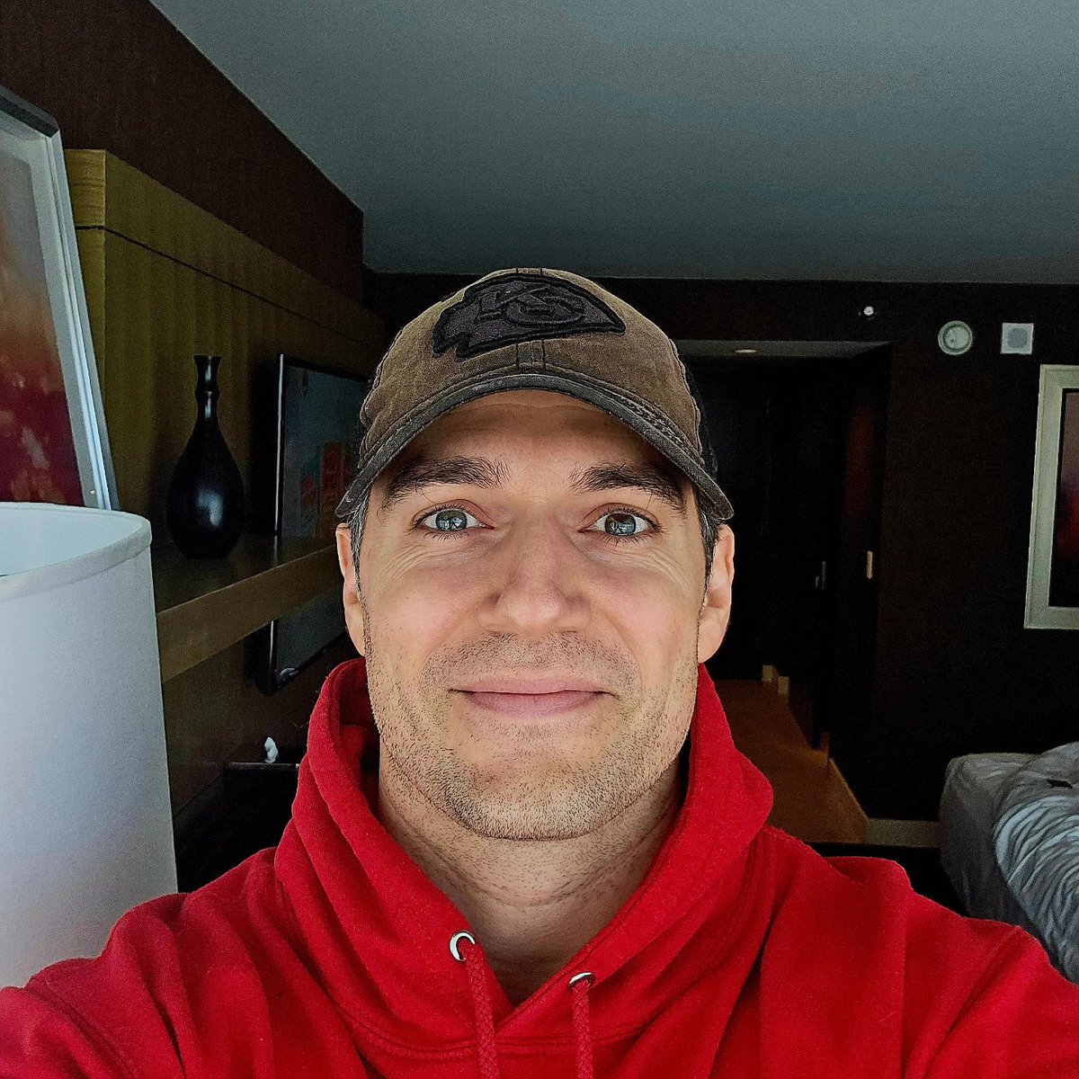 GO CHIEFS!

Massive thank you to Apple for inviting me and Natalie to the SuperBowl!

Give em hell lads!

Let's goooooooo!