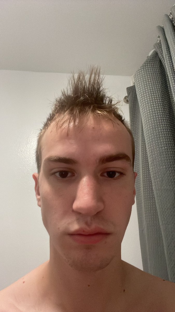 RowanDegz's tweet photo. Say less, do more. #pelicansgameday https://t.co/kfD47OWBlL