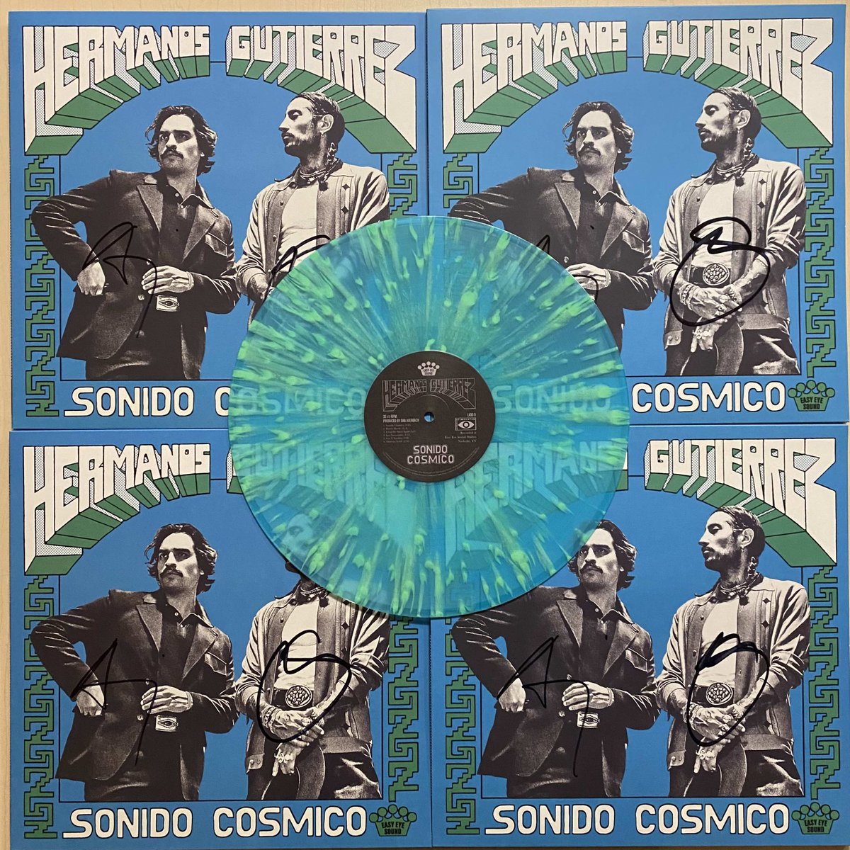 Thank you to <a href="/HermanosGMusic/">Hermanos Gutiérrez</a> for signing copies of Sonido Cosmico on Indie Exclusive Blue/Green Splatter vinyl at the <a href="/ArmoryMn/">ArmoryMN</a> last night! We have these in our Signed Records Endcap and we can ship some too. One per person.
electricfetus.com/UPC/8880725993…