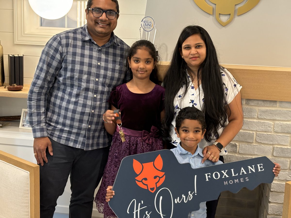 FoxlaneHomes's tweet photo. Say hello to our newest homeowners at Highpoint at Salford! 🎉 We’re thrilled to welcome these wonderful families to the community and can’t wait to see them make their Foxlane homes their own.

Welcome to the #FoxlaneFamily—here’s to new beginnings and a bright future ahead! https://t.co/Z2vjxYX4bM