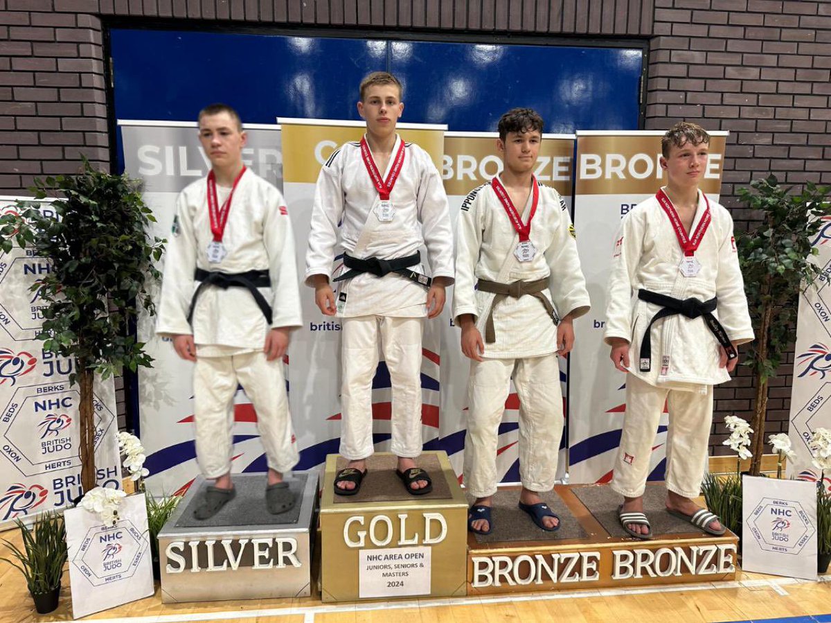Gold in the NHC open both seniors and juniors for Alfie Mitchell

#judo #judoka #1st #britishjudo #bja