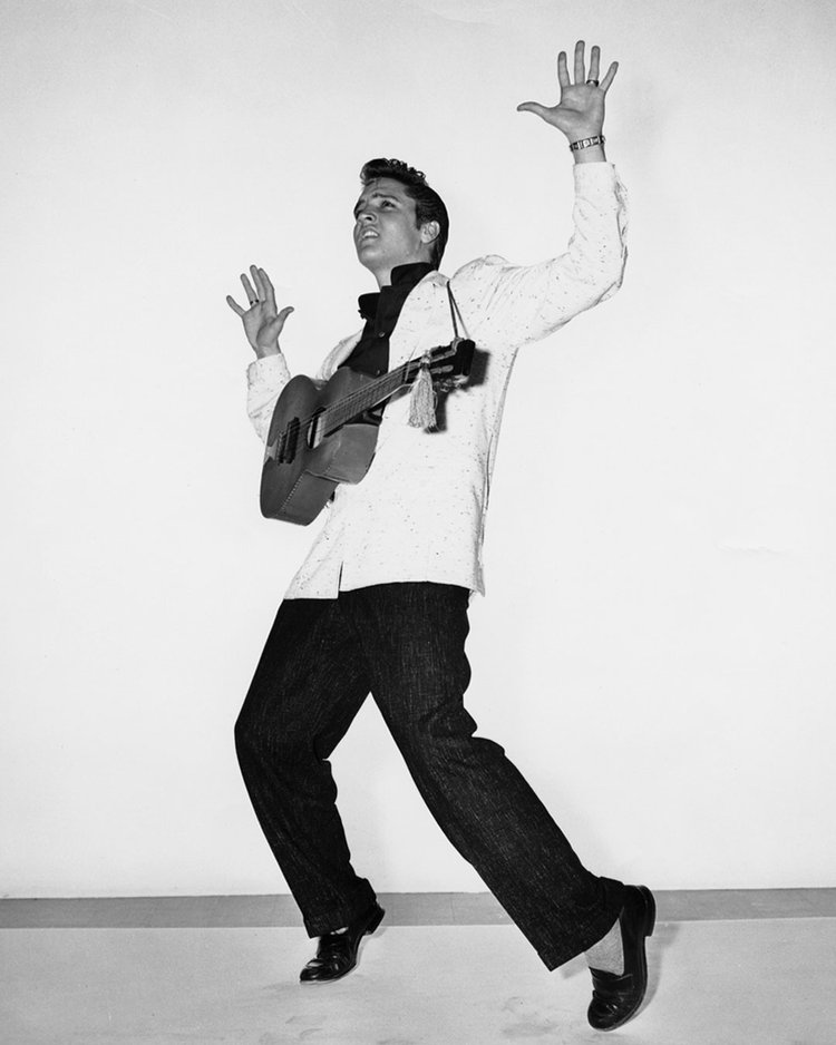 ElvisPresley's tweet photo. “Rhythm is something you either have or don’t have, but when you have it, you have it all over.”

#ElvisPresley #Icon #Quote #Music #Fame #Talent https://t.co/aZbh957vAV