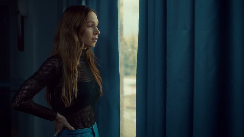 ifyouseejordan's tweet photo. Looking this good while your girlfriend is actively dying is criminally insane 🫠

#WynonnaEarp #WayHaughtWednesday https://t.co/IO743aQ0o1