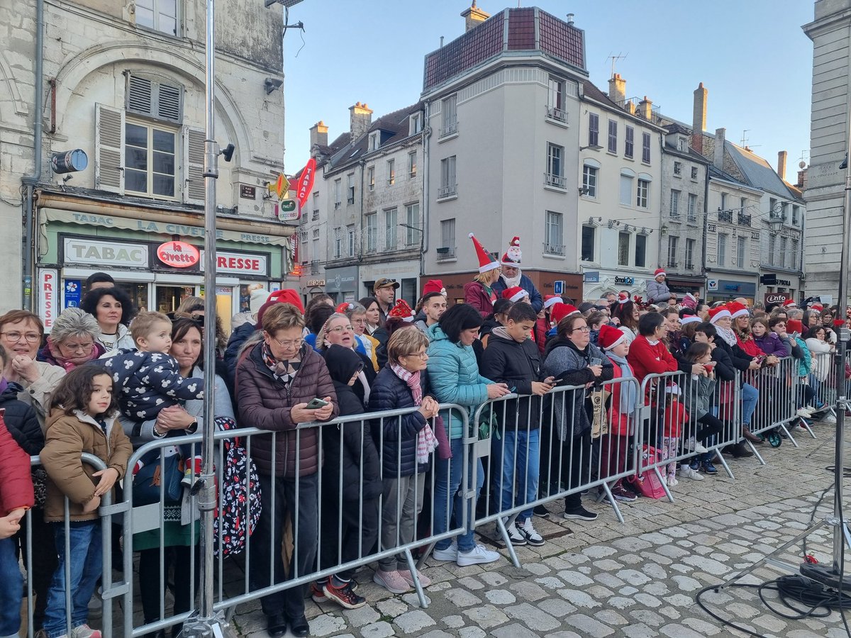 SyCha Stan tweet media