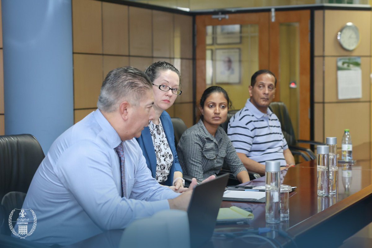 CustomsMv's tweet photo. Deputy Commissioner Ibrahim Mafaaz accepted valuable enforcement equipments donated by the US EXBS program, in a special ceremony held today. We extend our heartfelt gratitude to the US EXBS program for this donation, which will significantly strengthen https://t.co/fTuAbyKGJr