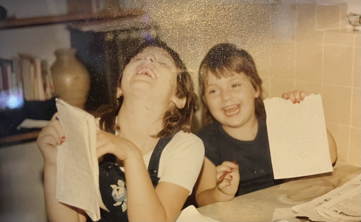 Happy birthday to my big sis <a href="/DanniParry2310/">Danni Parry</a> Love you loads x x