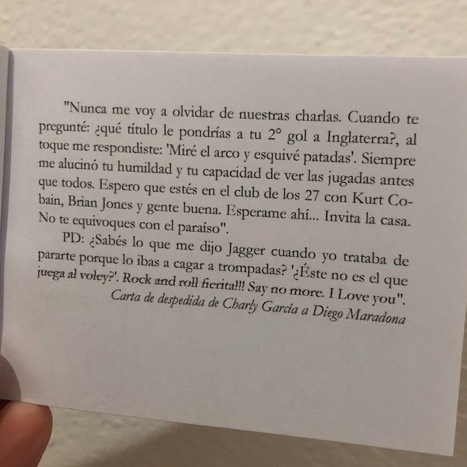 Cuando se nos fue Diego Armando Maradona, Charly García le escribió esta carta de despedida. El músico cumple hoy 73 años. Es una excusa perfecta para este recuerdo hermoso. 🇦🇷🎶⚽️❤️