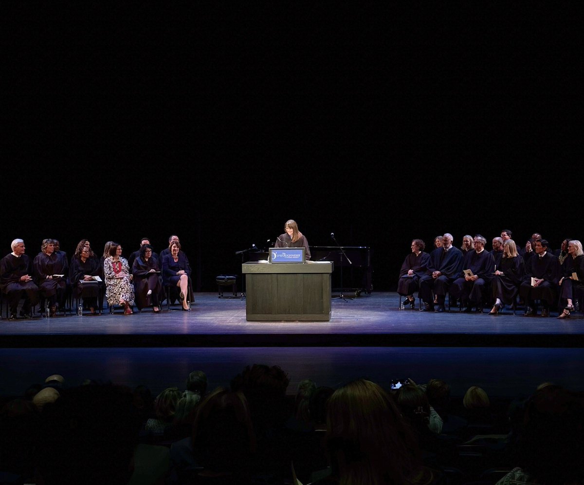 Congratulations to the Honorable Elizabeth G. Bentley, who took the oath of office yesterday as a judge on the Minnesota Court of Appeals! ⚖