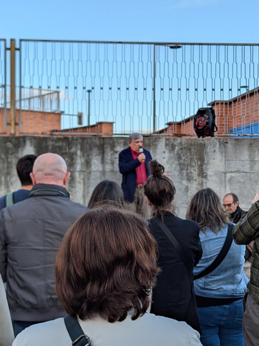 Este Burcian tweet media